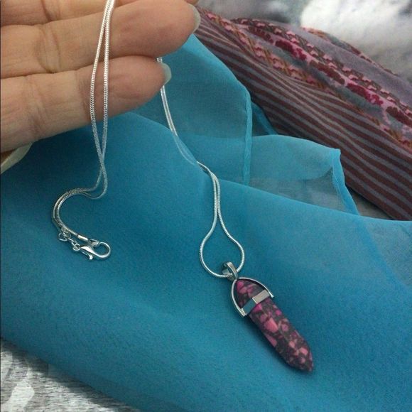 NWT Natural Gemstone 18”Chain & Pendant Pointed Chakra Hexagon Pink Gray - Picture 11 of 13